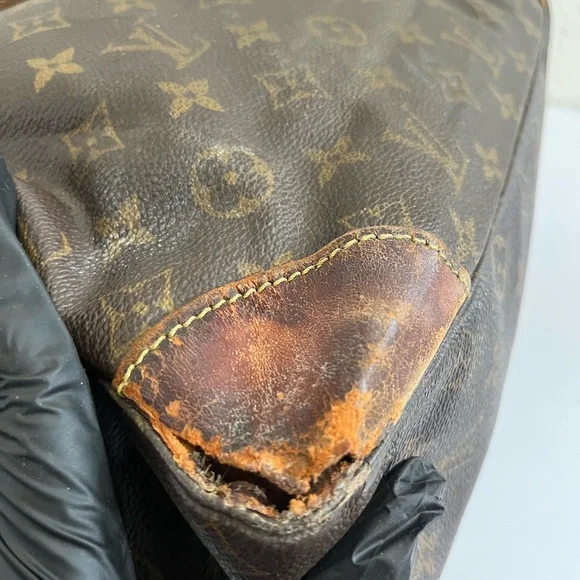 Louis Vuitton monogram shoulder bag - Picture 14 of 16